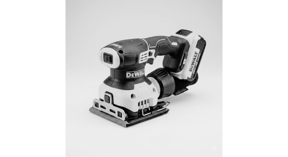 Ponceuse à bande 900W — Bosch 2023